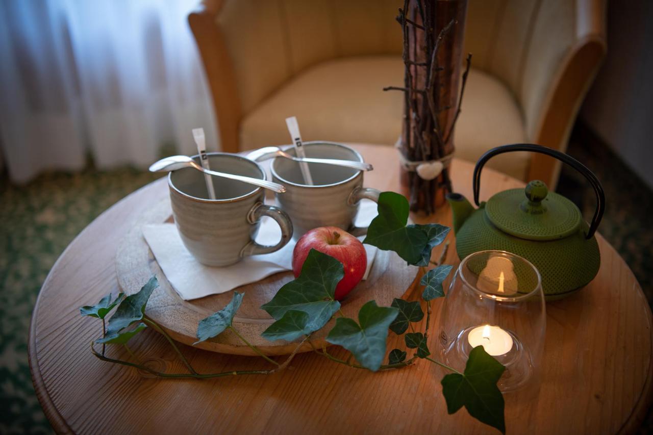 Salzano Hotel - Spa - Restaurant Unterseen Eksteriør billede