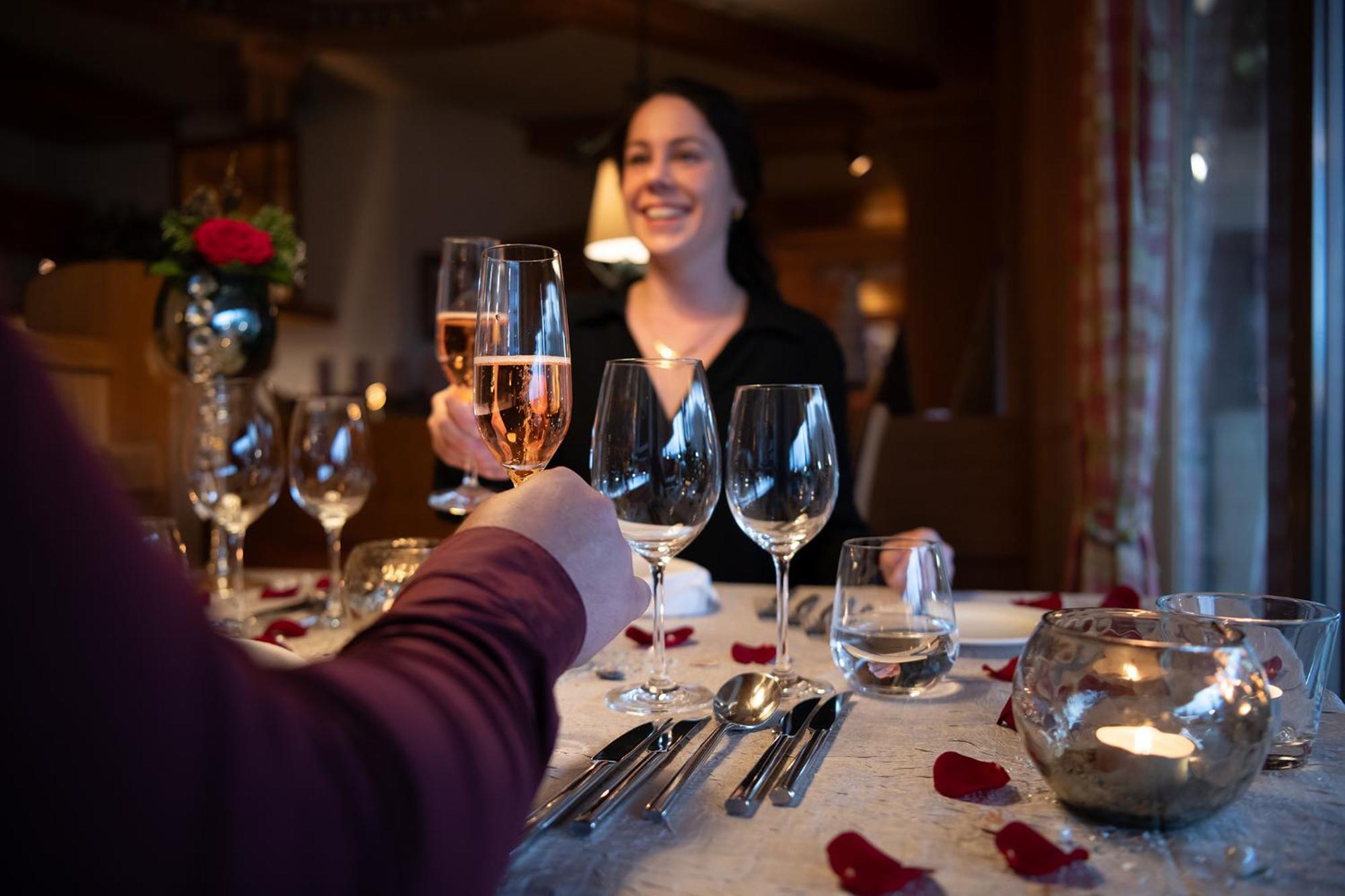 Salzano Hotel - Spa - Restaurant Unterseen Eksteriør billede