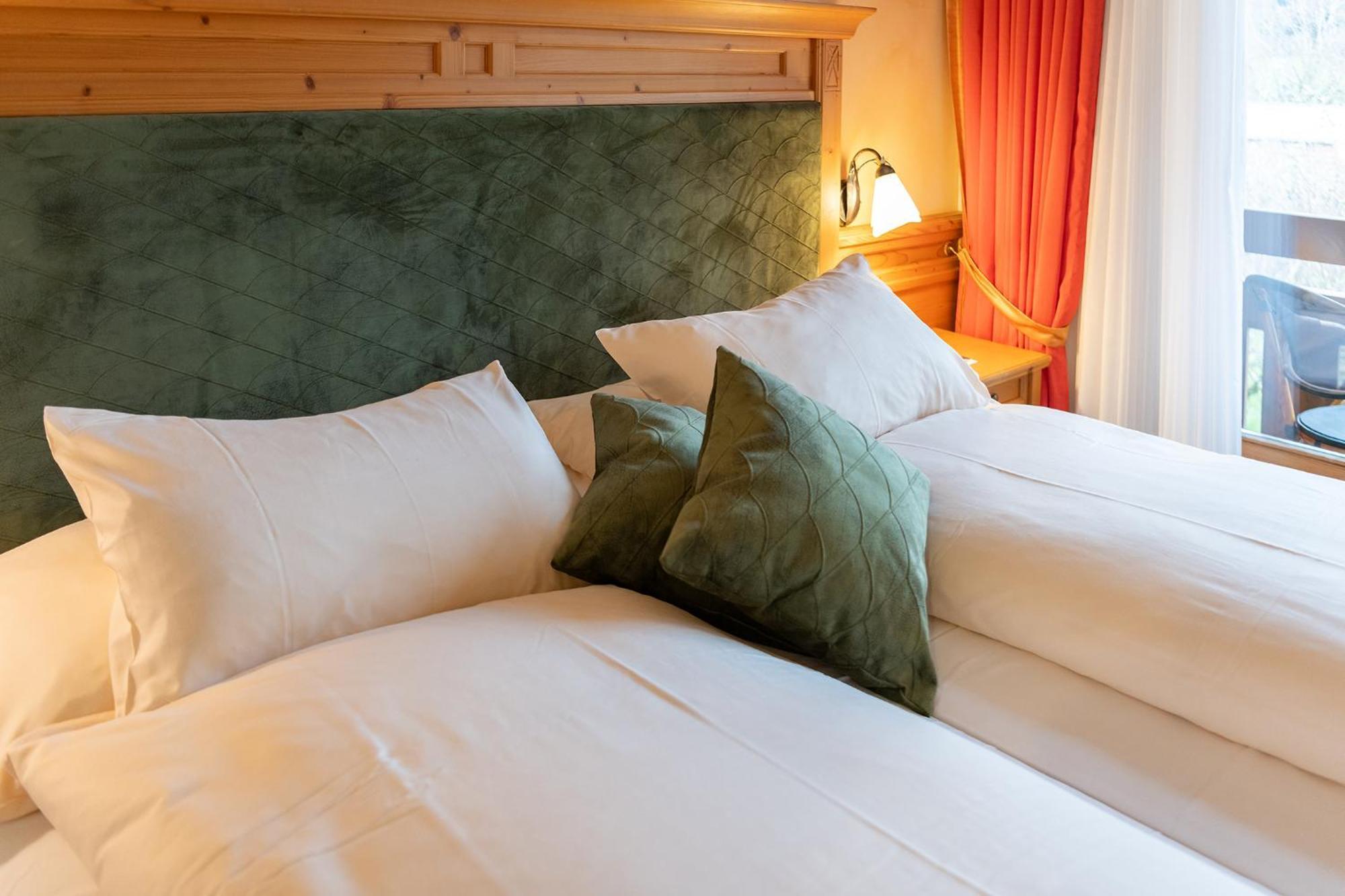 Salzano Hotel - Spa - Restaurant Unterseen Eksteriør billede
